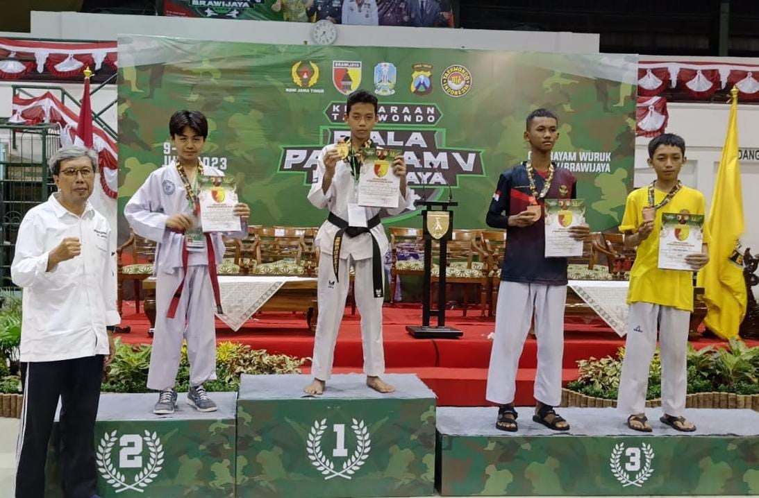 Moncer, Adelio Alvaro Putra Yurima Jadi Atlet Taekwondo Terbaik Piala Pangdam V Brawijaya