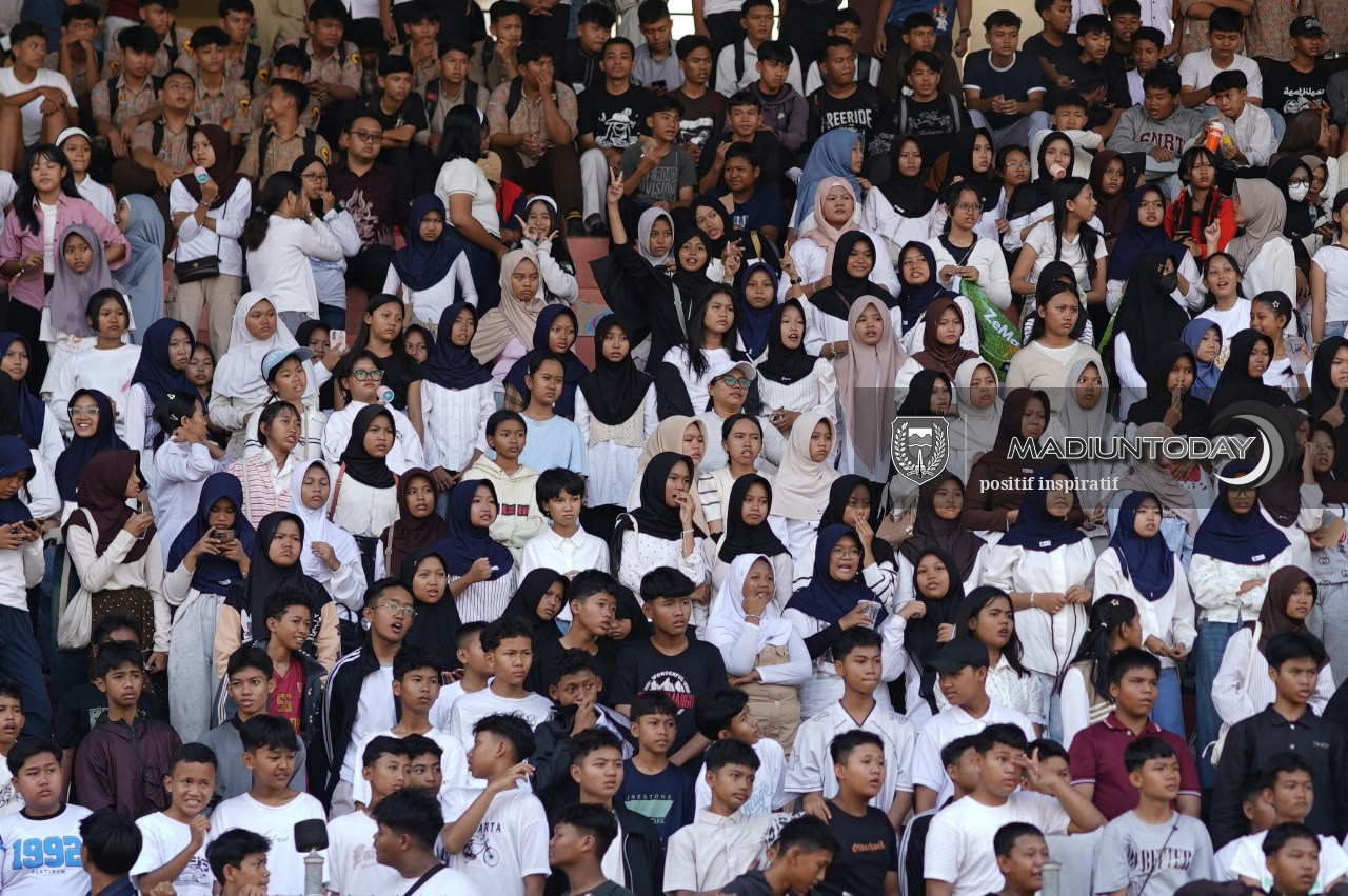 Foto 17 dari 19: Fasilitas Olahraga Terbuka untuk Umum, Warga Bisa Gelar Kompetisi di Stadion hingga Lapangan Kelurahan