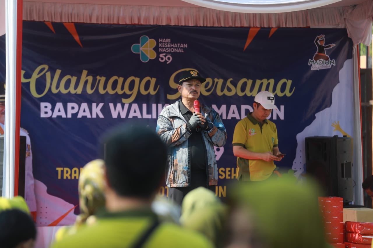 Foto 6 dari 8: Pimpin Olahraga Bersama Di RSUD, Wali Kota Pesan Jaga Kualitas Pelayanan