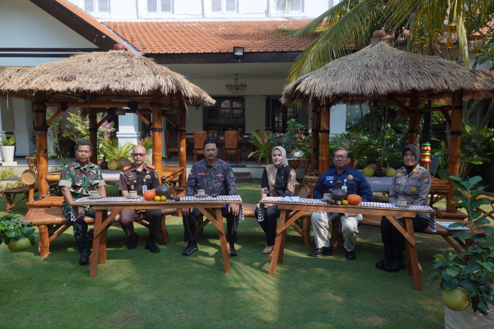 Foto 1 dari 7: Jadi Narsum Talkshow Cukai, Wali Kota Ajak Masyarakat Taat Aturan Cukai
