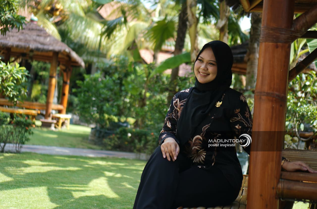 Foto 1 dari 4: Anak Muda Kota Madiun Medunia, Almira Vivia Irawati Jadi Delegasi Indonesia ke Rusia