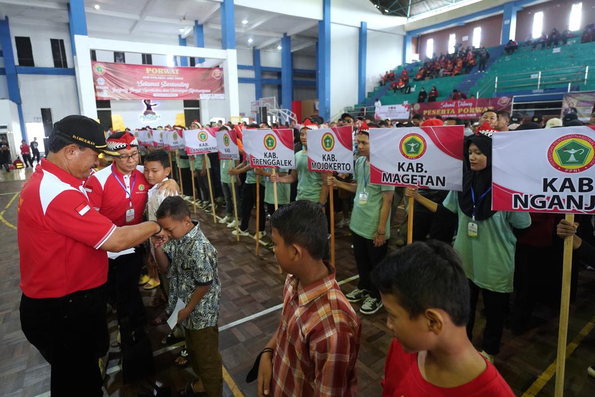 Foto 3 dari 9: Ada Porwat Jatim di Kota Madiun, Dibuka Wali Kota, Diikuti 1.000 Peserta