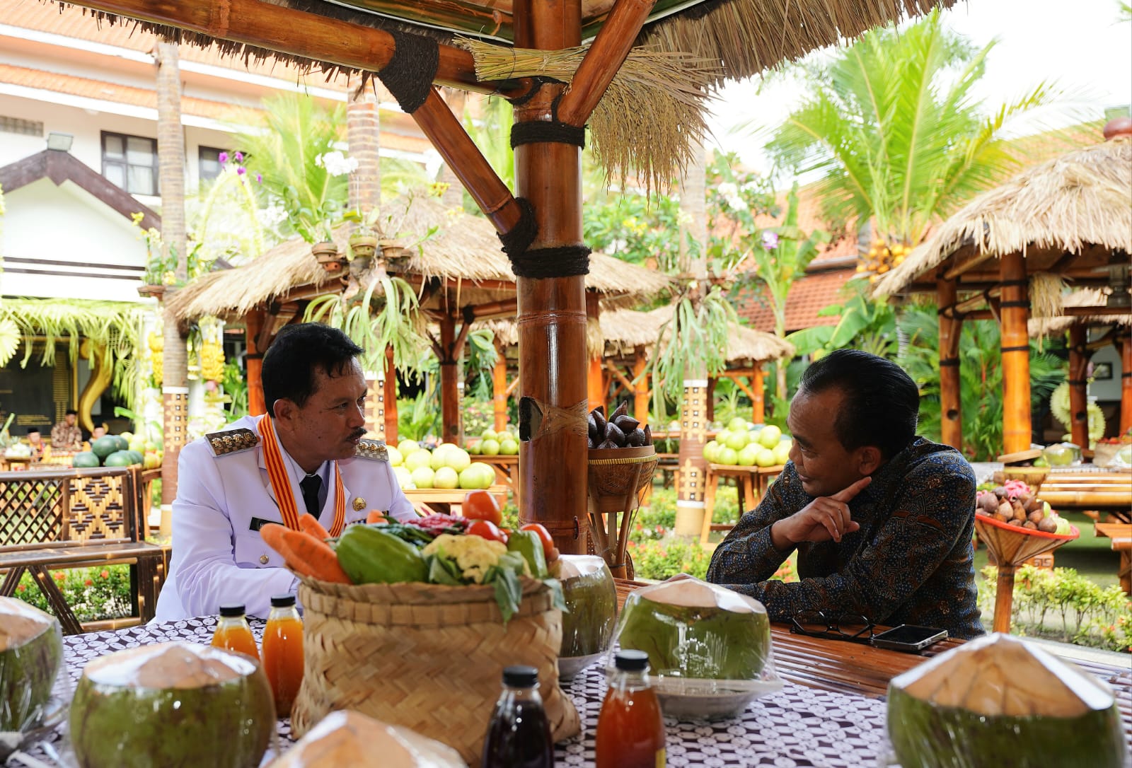Foto 6 dari 9: Datang Ke Kota Madiun, Sesmenko Bidang Perekonomian Silaturahim Dengan Wali Kota