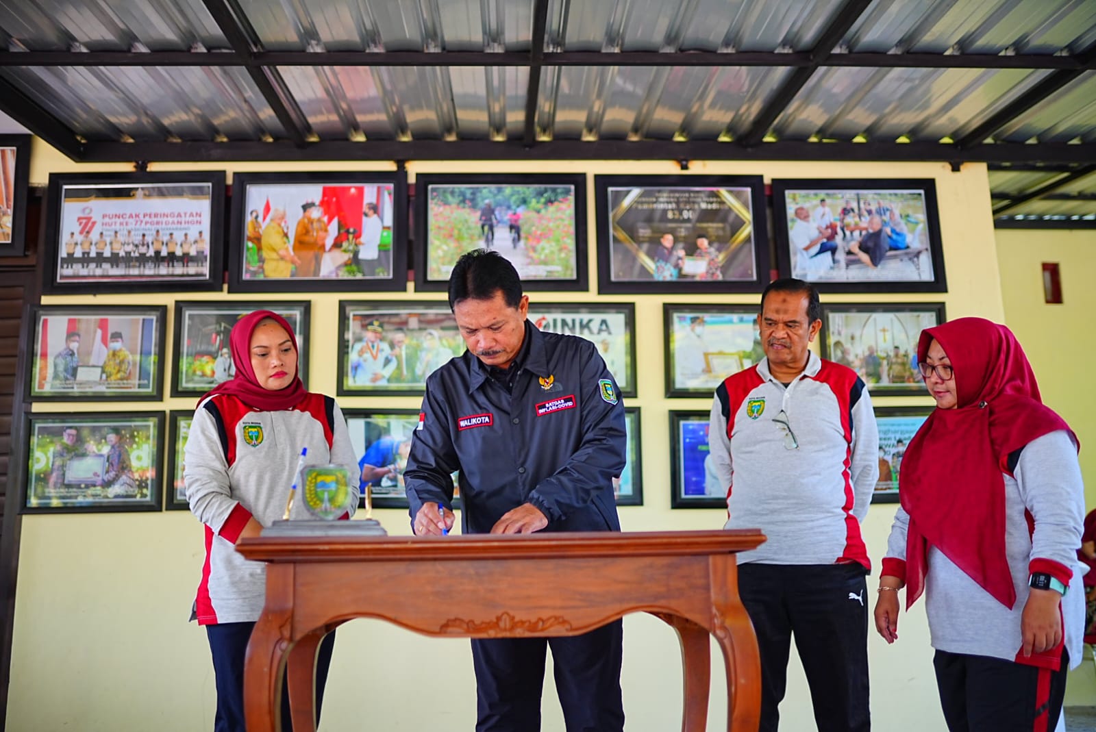 Tanda Tangan Perjanjian Kinerja, Wali Kota Dorong OPD Bekerja Lebih Optimal