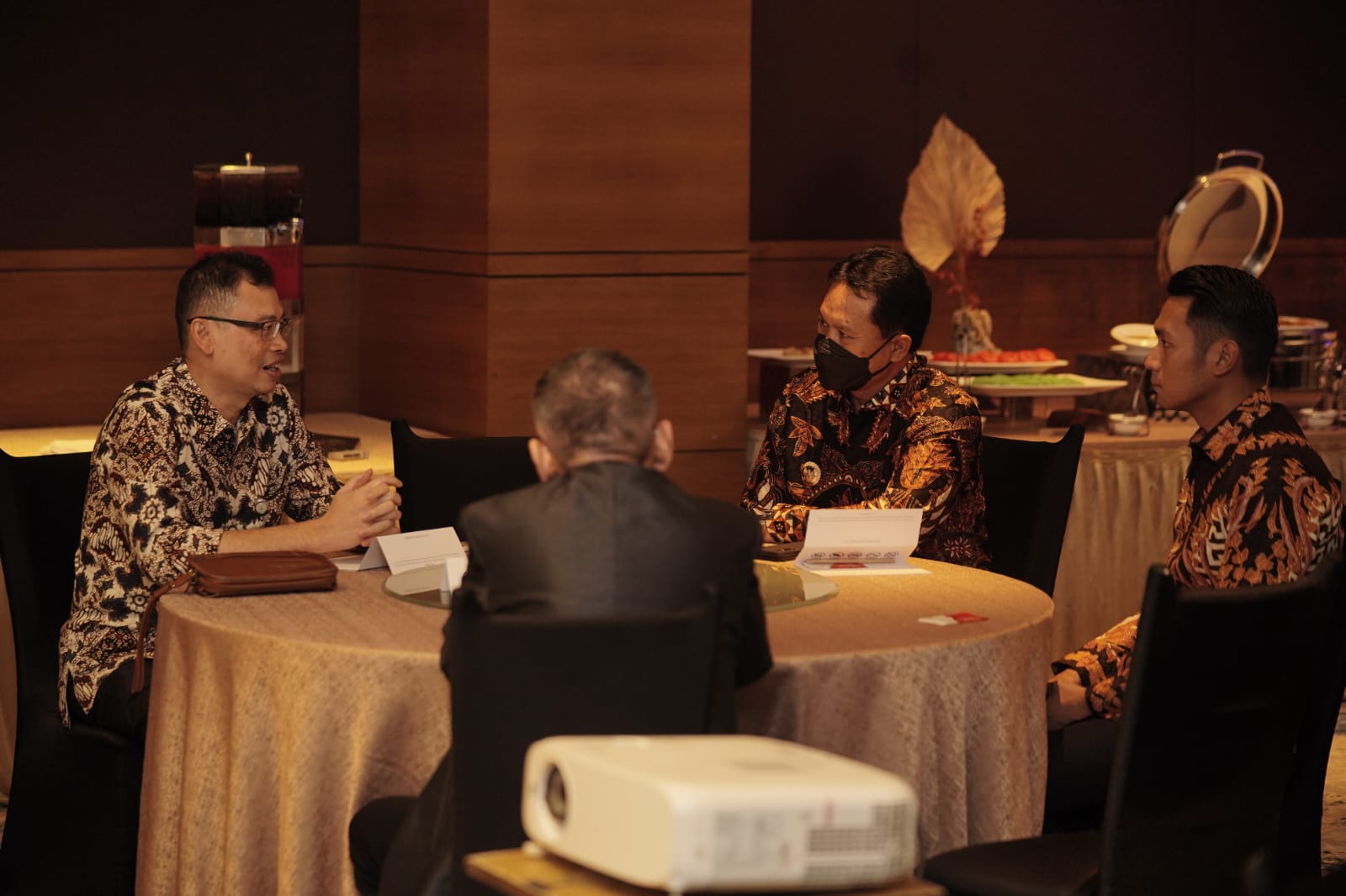 Foto 2 dari 7: Jalin Silaturahmi, Wali Kota Siap Kerja Sama Antar Daerah