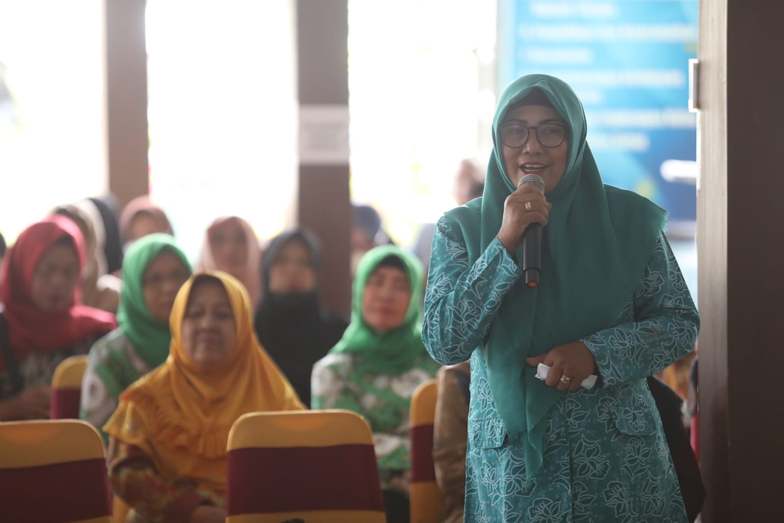 Foto 9 dari 15: Gelar Pertemuan Dengan Perwakilan Organisasi Masyarakat Dan DPRD, Wali Kota Bahas Rencana Pembangunan