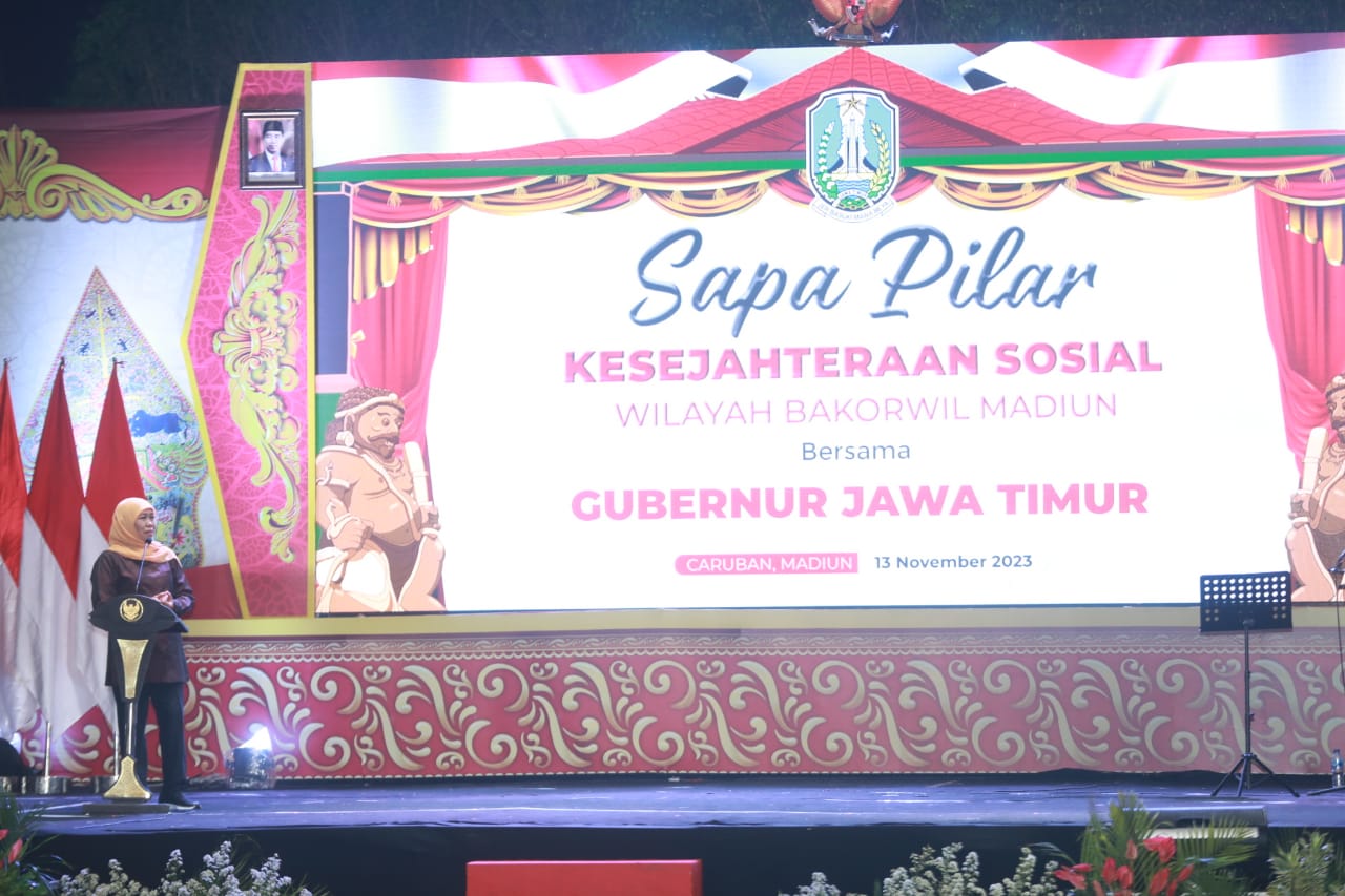 Foto 2 dari 19: Dampingi Gubernur Jatim, Wali Kota Hadiri Sapa Pilar Kesejahteraan Sosial