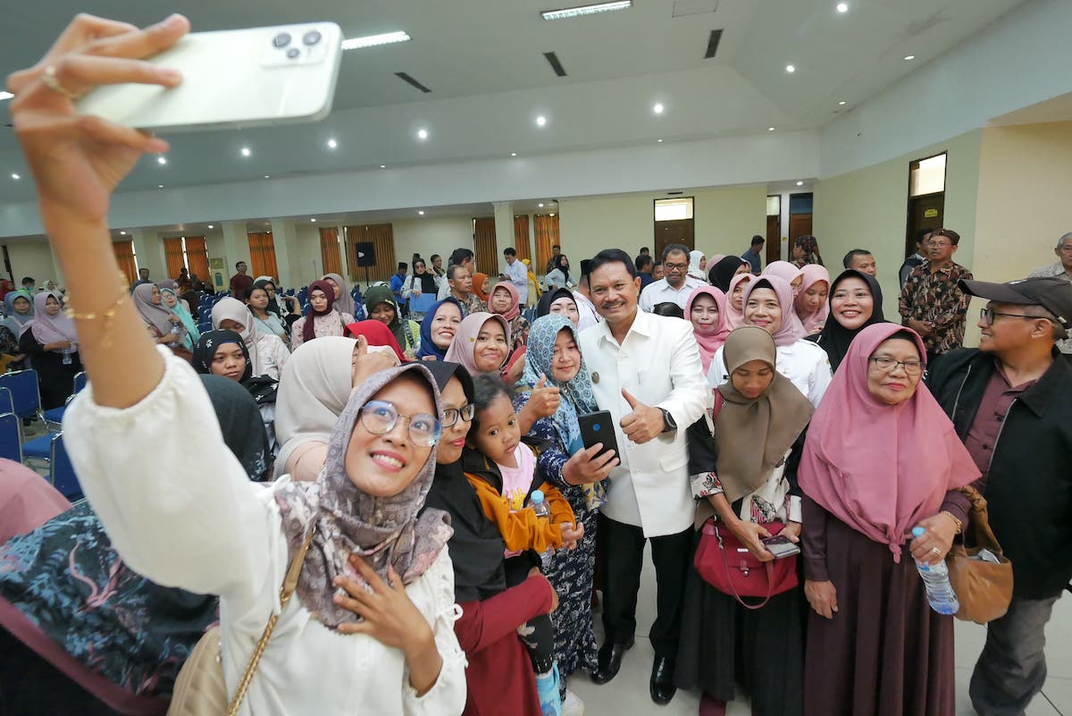 Foto 7 dari 9: Beri Sosialisasi Program SMPN 5 Kota Madiun, Wali Kota Harap Siswa Optimal dalam Belajar