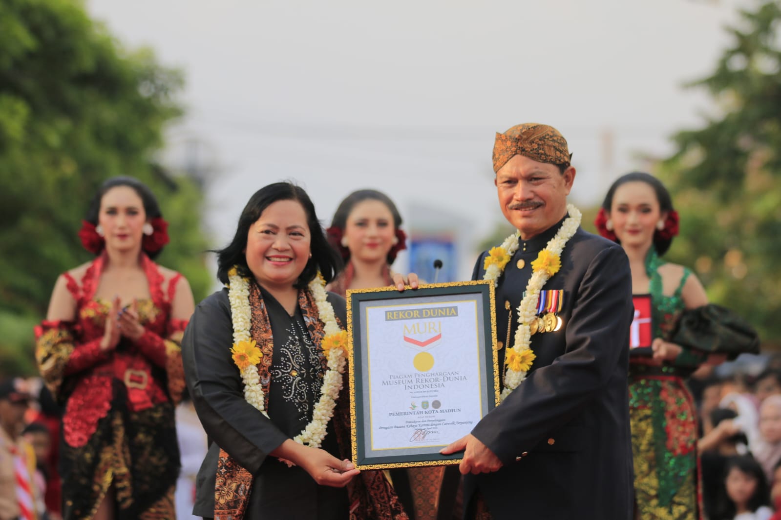 Kota Madiun Catatkan Rekor MURI Dalam Peringatan Hari Kartini, Wali Kota: Ini Rekor Kelima