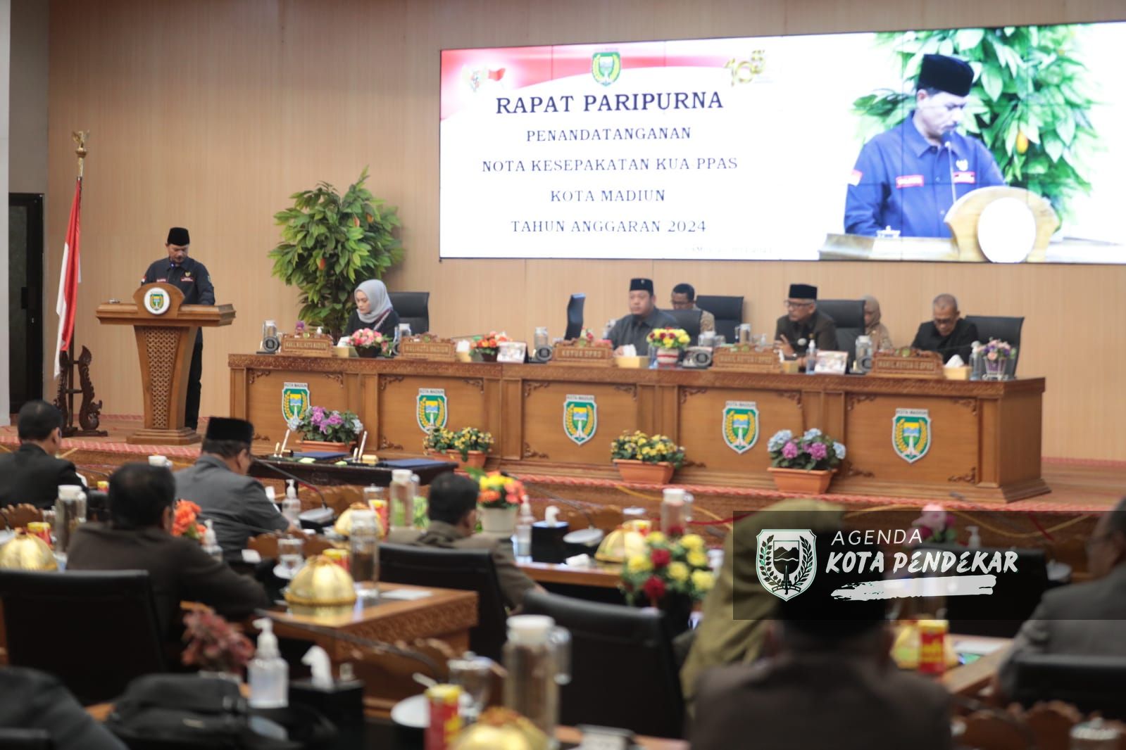 Foto 5 dari 9: Eksekutif-Legislatif Kota Madiun Teken Nota Kesepakatan KUA-PPAS 2024
