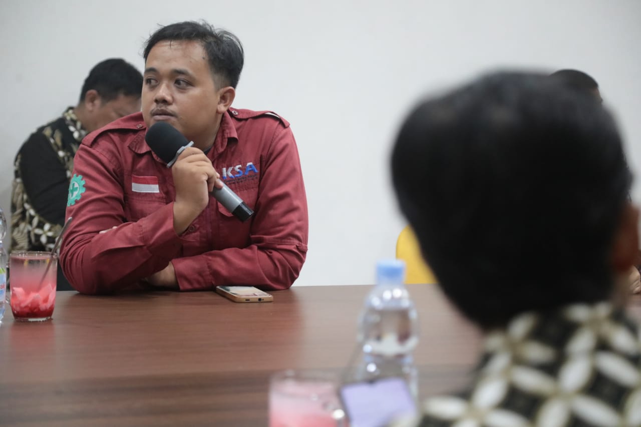 Foto 6 dari 10: Pimpin Rapat Pembangunan RTH Kota Madiun, Wali Kota Imbau Rekanan Bekerja Optimal