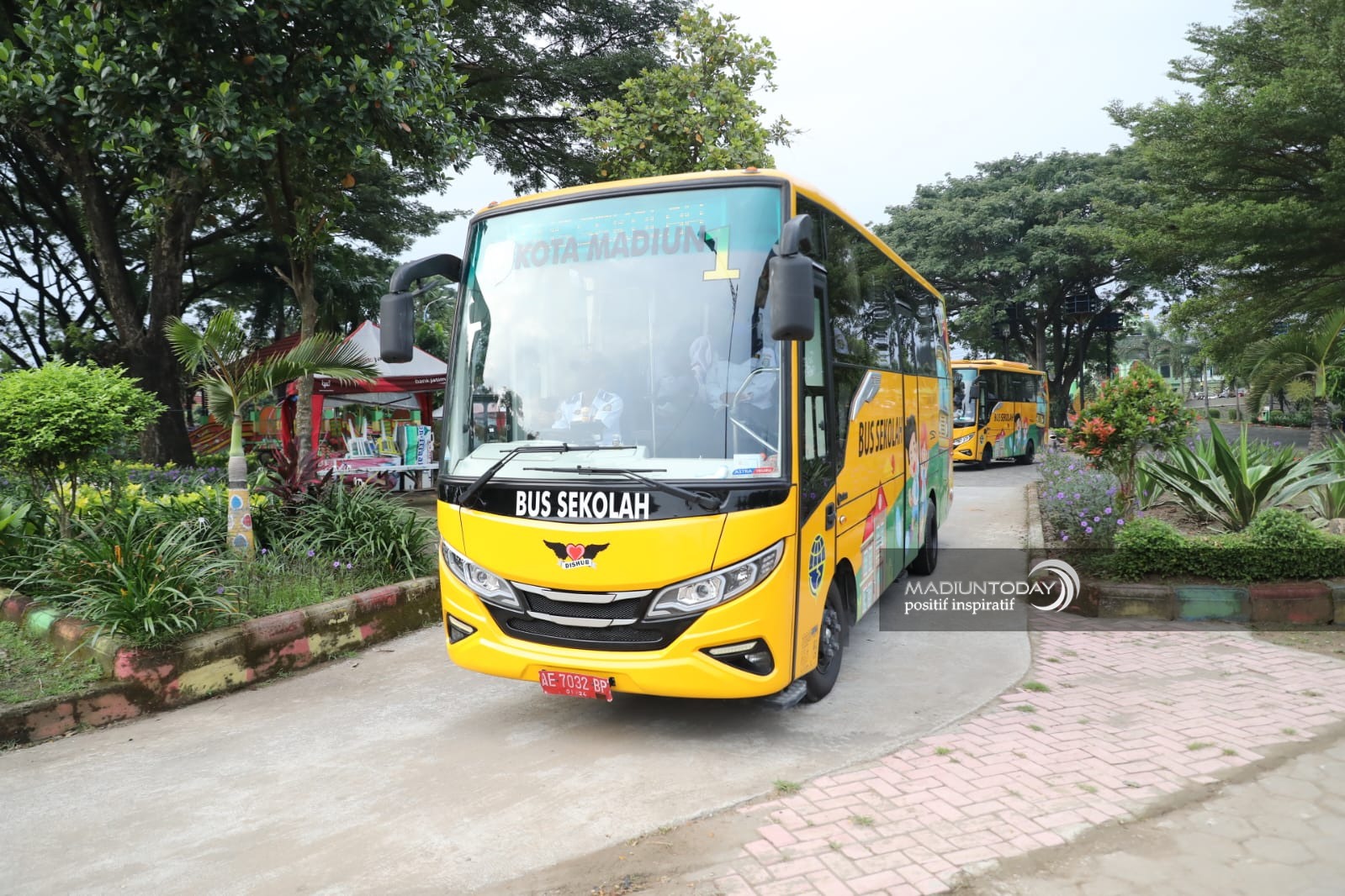 Fasilitasi Siswa, Wali Kota Tambah Dua Bus Sekolah