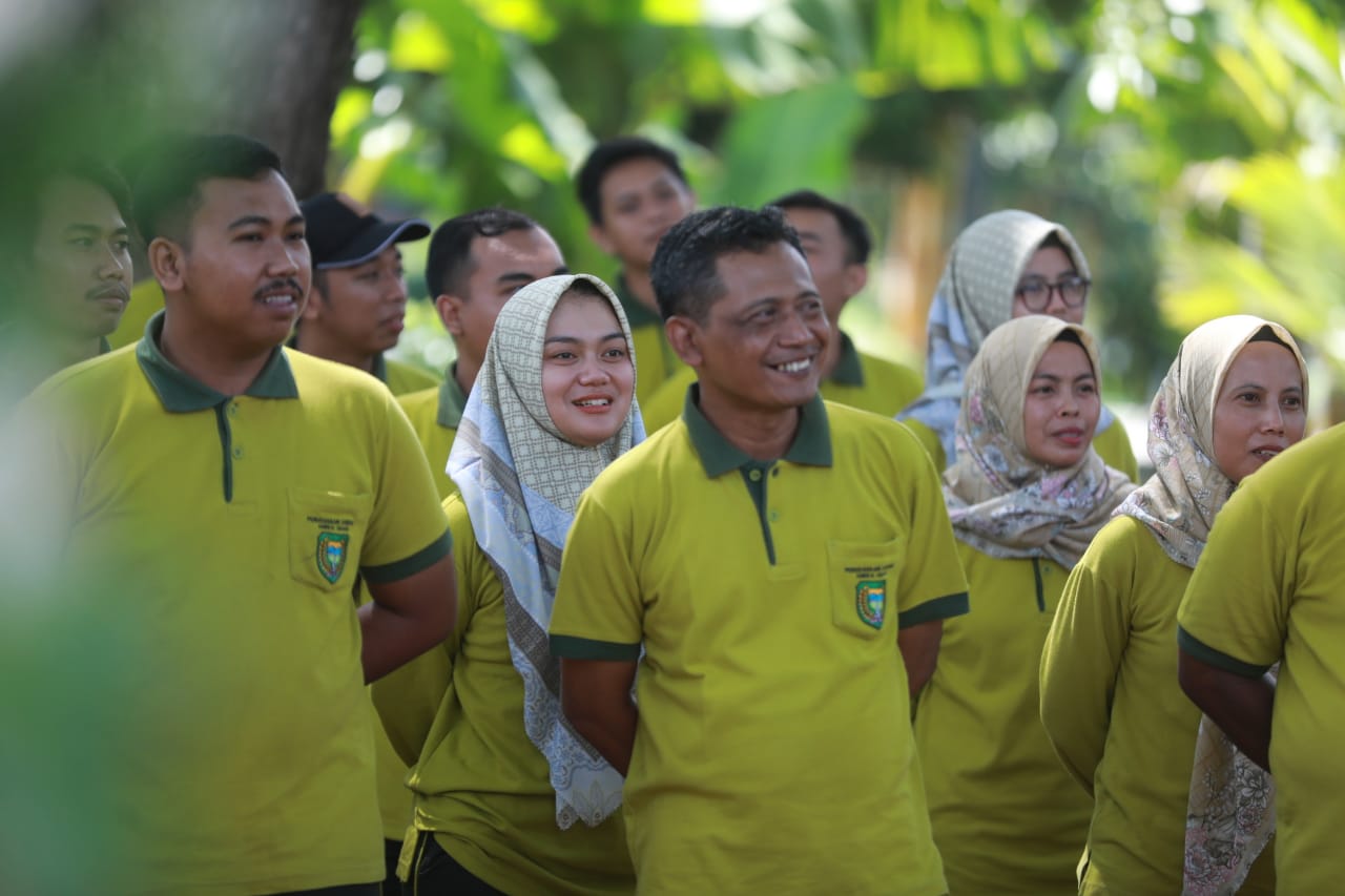 Foto 9 dari 10: Pegawai BUMD Lakukan Tes Kebugaran, Wali Kota Sebut Pelayanan Hanya Bisa Optimal Kalau Pegawai Sehat