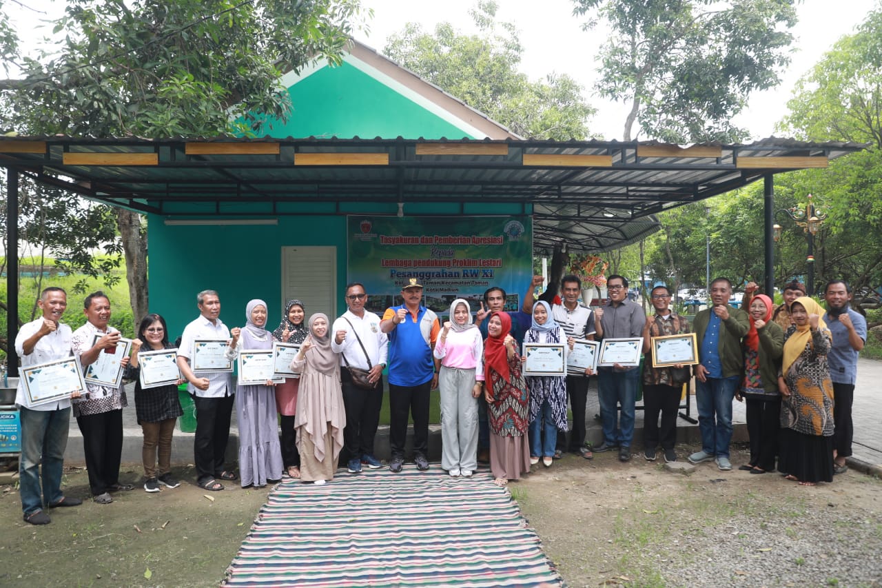 Foto 8 dari 8: Peduli Pelestarian Lingkungan, Wali Kota Dr Maidi Harapkan Proklim Terus Tingkatkan Kompetensi