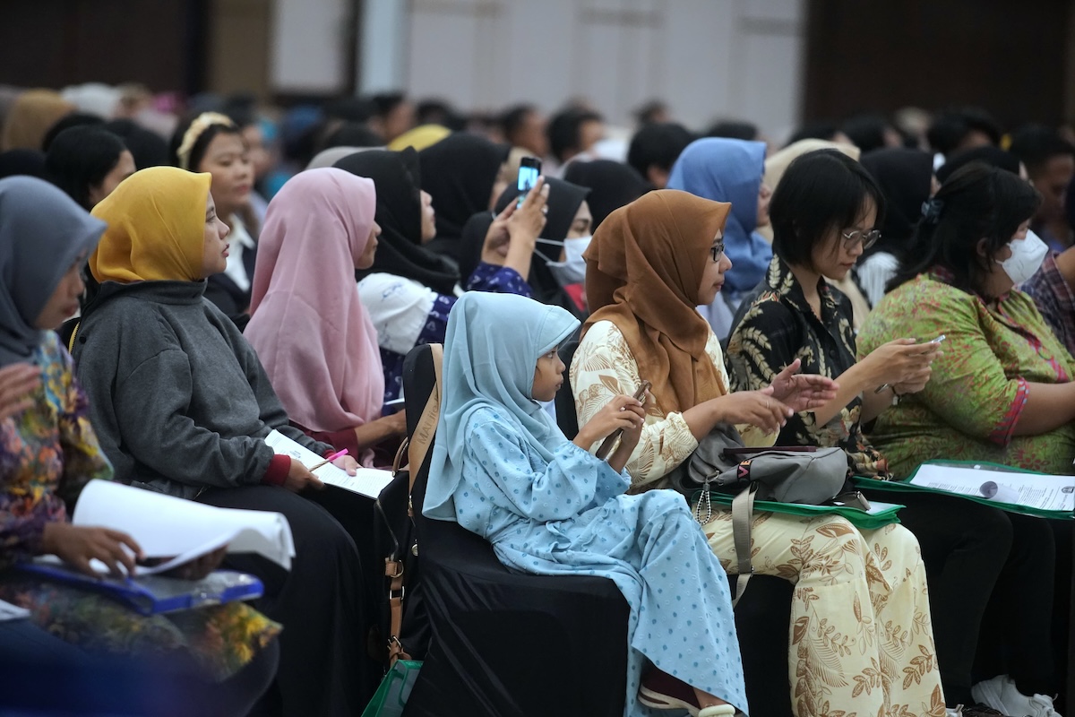 Foto 9 dari 9: Beri Pembekalan Petugas Caraka Pemilu 2024, Wali Kota Pesan Jalankan Tugas dengan Amanah