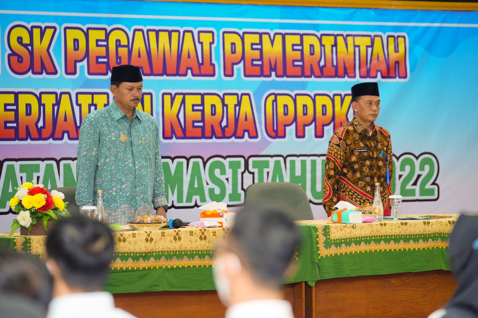 Foto 3 dari 10: Serahkan SK PPPK, Wali Kota Minta Serius dalam Bekerja