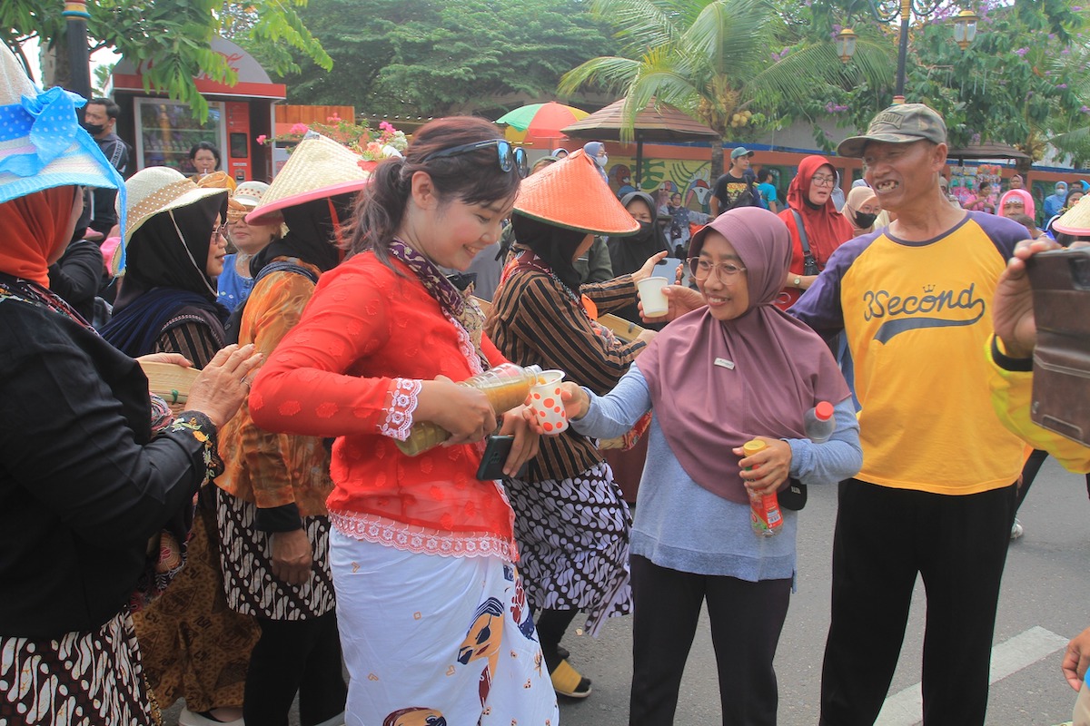 Foto 9 dari 9: Diikuti 1.300 Penjual Jamu, Festival Jamu Gendong Nusantara di Kota Madiun Siap Pecahkan Rekor MURI