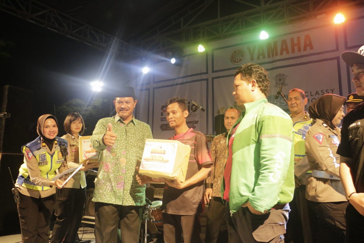 Foto 2 dari 7: Buka Event PT Yamaha Indonesia Motor Manufacturing DSS Madiun-Kediri, Wali Kota Apresiasi Penyelenggara Ikut Ramaikan Kota