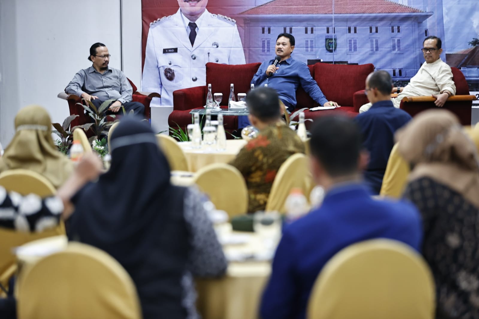 Foto 6 dari 6: Tingkatkan Penggunaan Produk Dalam Negeri, Wali Kota Beri Arahan Pejabat Pengadaan