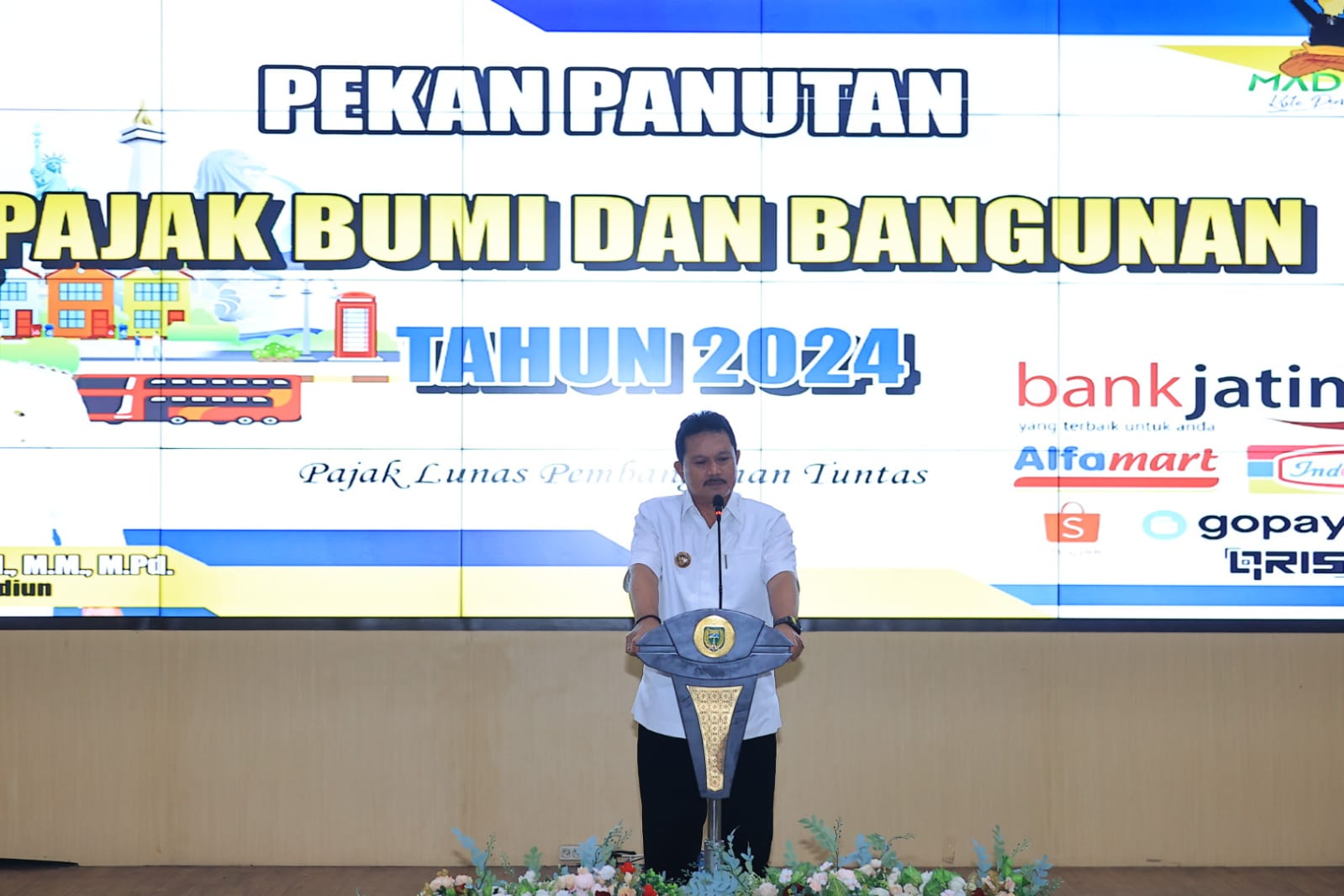 Foto 1 dari 4: Pekan Panutan PBB, Wali Kota: Bayar PBB di Kota Madiun Mudah dan Dapat Hadiah
