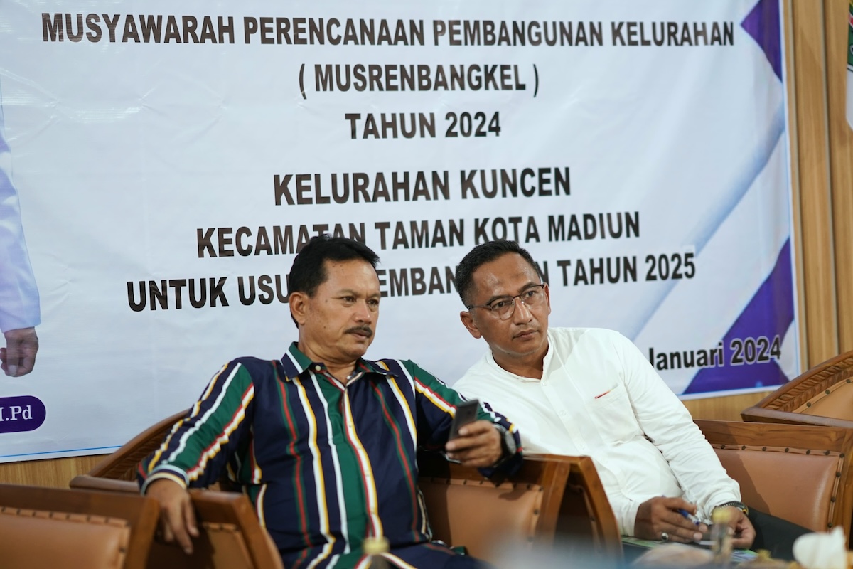 Foto 8 dari 8: Musrenbang di Kelurahan Sogaten dan Kelurahan Kuncen, Wali Kota Wadahi Usulan dari Warga