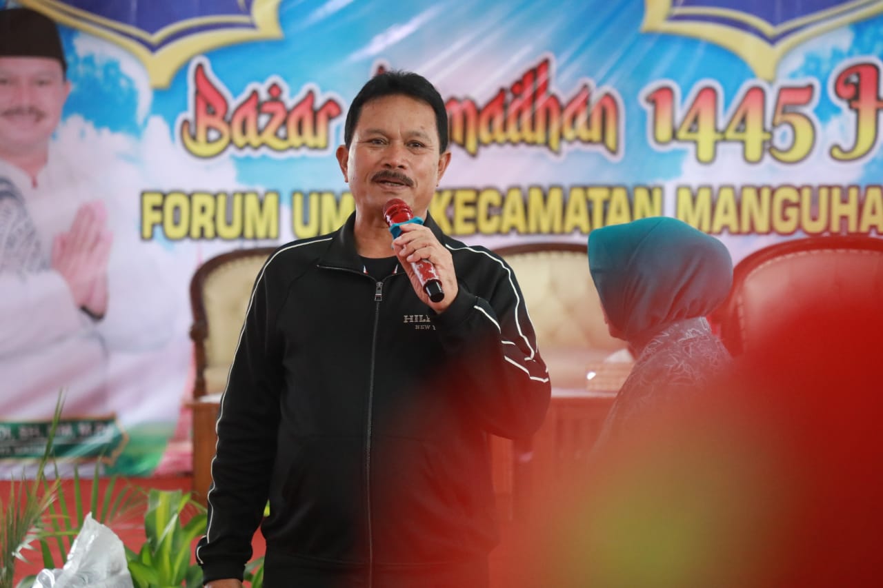 Foto 1 dari 13: Buka Bazar Ramadan Kecamatan Manguharjo, Wali Kota: Ramadan Semua Harus Bahagia