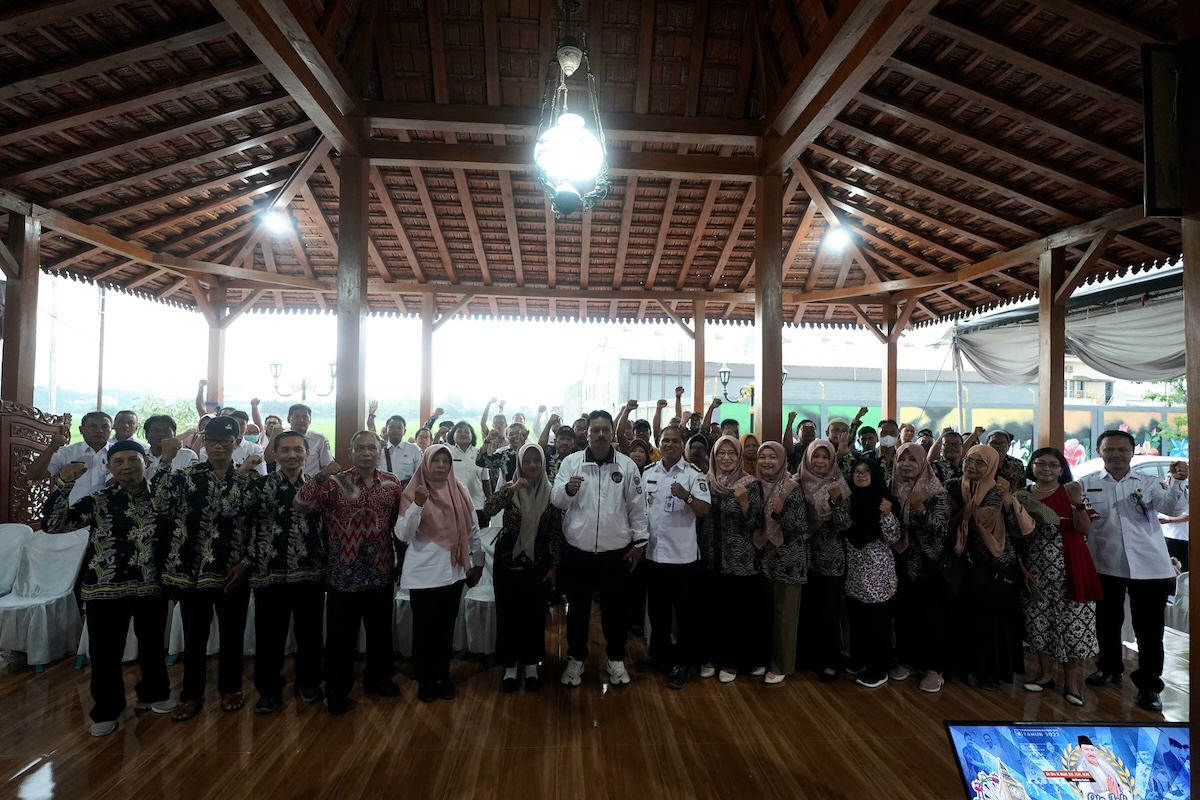 Foto 12 dari 18: Musrenbang di Dua Kelurahan, Wali Kota Sampaikan Arah Pembangunan Kota Kedepan