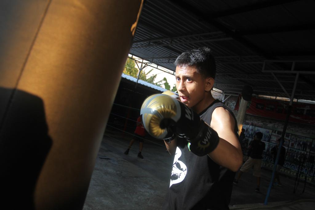 Foto 2 dari 2: Mantap Dalami Tinju, Faldo Sukses Cetak Prestasi Gemilang
