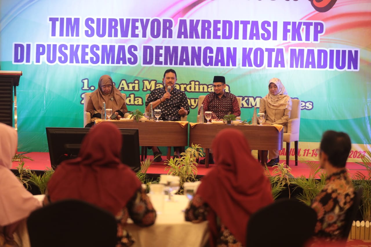 Foto 3 dari 8: Terima Tim Surveyor Akreditasi FKTP, Wali Kota Harapkan Hasil Terbaik