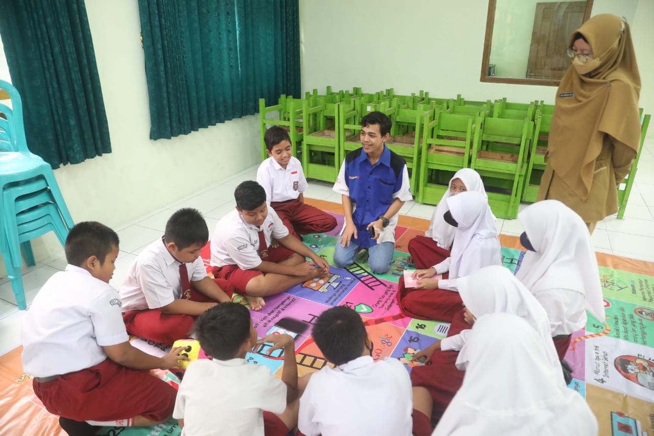Foto 4 dari 5: Beri Literasi Digital, Diskominfo Kota Madiun Gandeng RTIK Gelar Pelatihan Sinebar