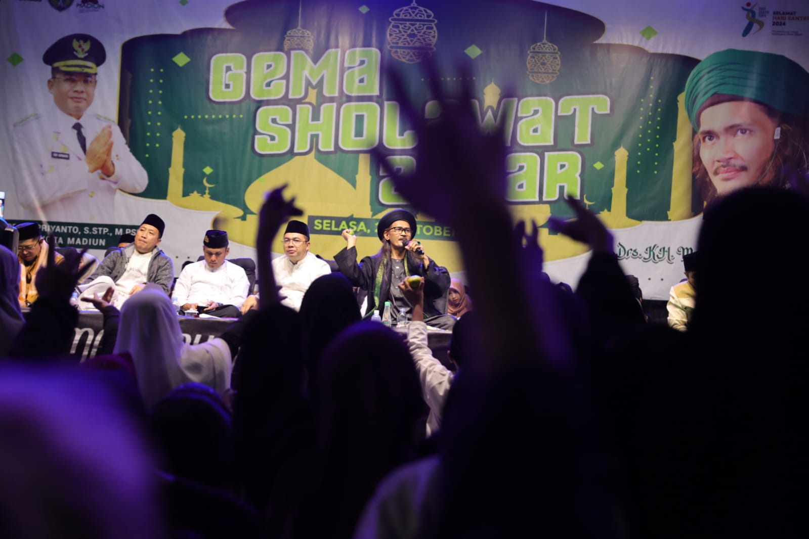 Agungkan Nabi Muhammad Dalam Madiun Bersholawat