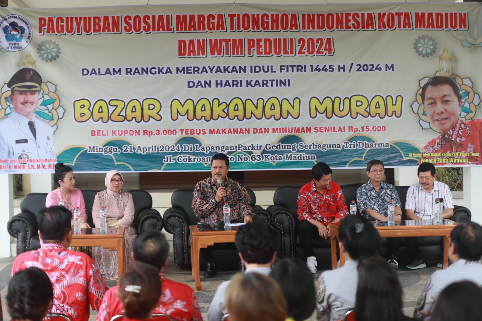 Foto utama berita: PSMTI Dan WTM Peduli 2024 Gelar Bazar Murah, Wali Kota Apresiasi Antusiasme Warga Tionghoa Peduli Kota Madiun