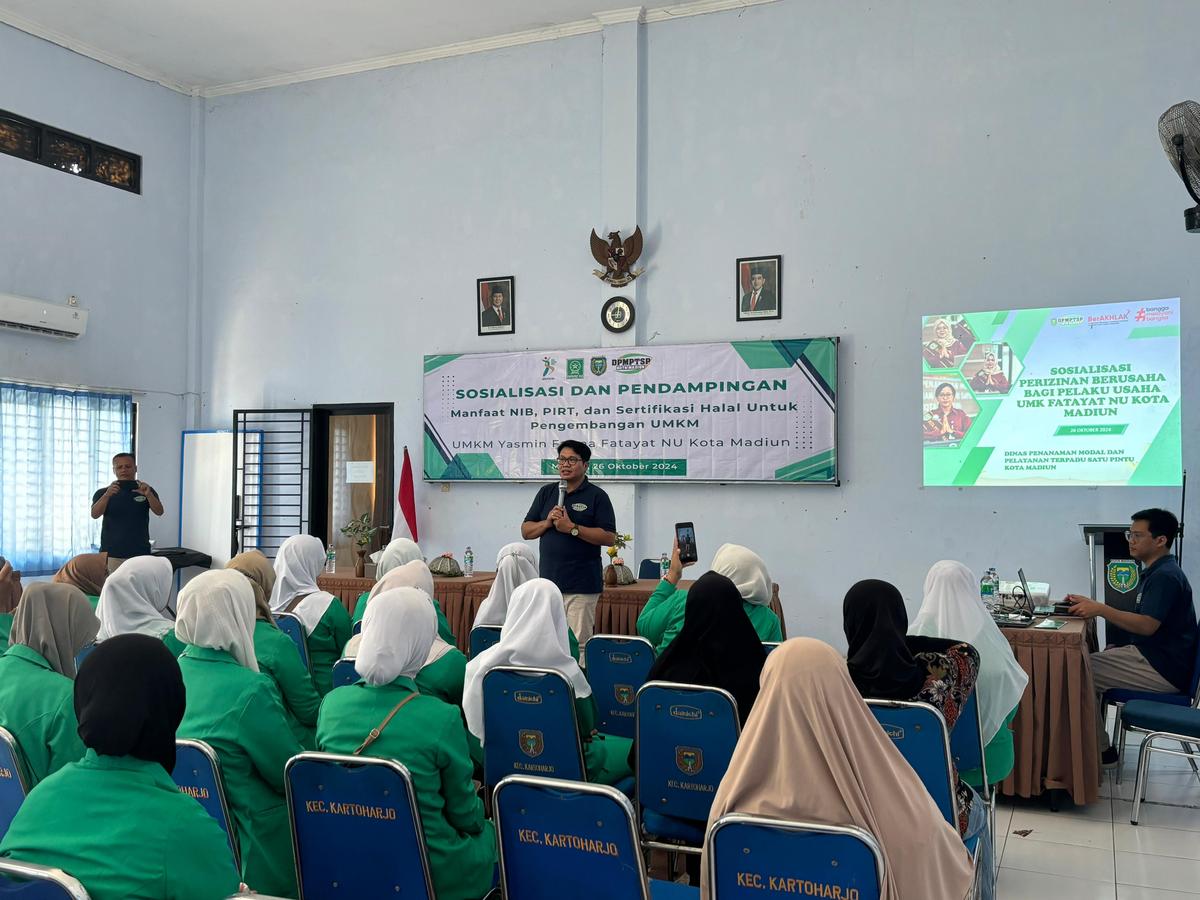 Foto 5 dari 9: Fasilitasi Perizinan Berusaha DPMPTSP Sambangi Paguyuban UMKM