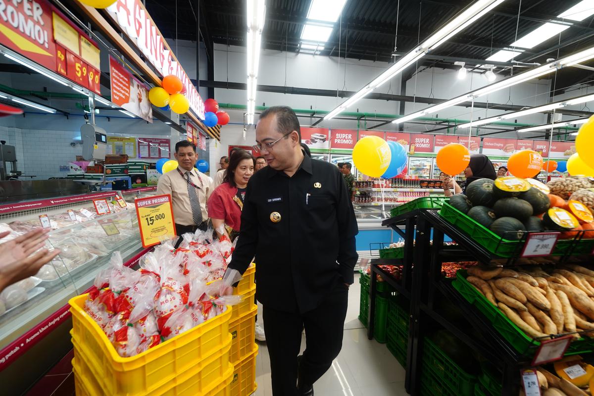 Foto 7 dari 14: Grand Opening Superindo, Pusat Belanja di Kota Madiun Semakin Lengkap