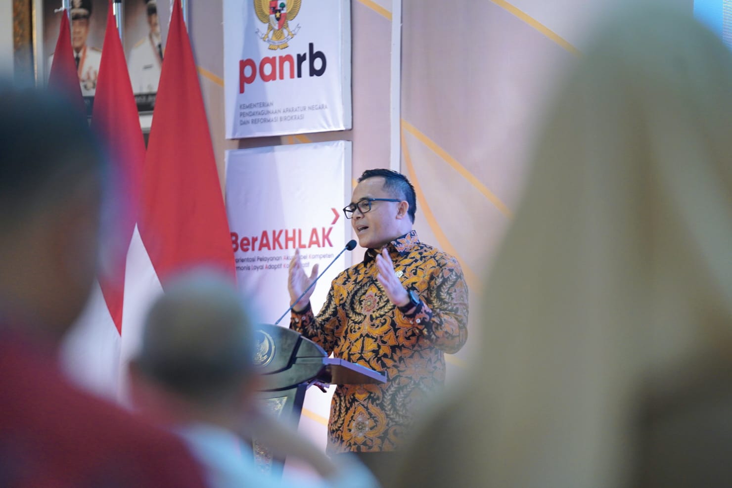 Foto 4 dari 8: Gelar Forum Koordinasi Pelayanan Publik Di Jatim, MenpanRB Sampaikan Arahan Presiden