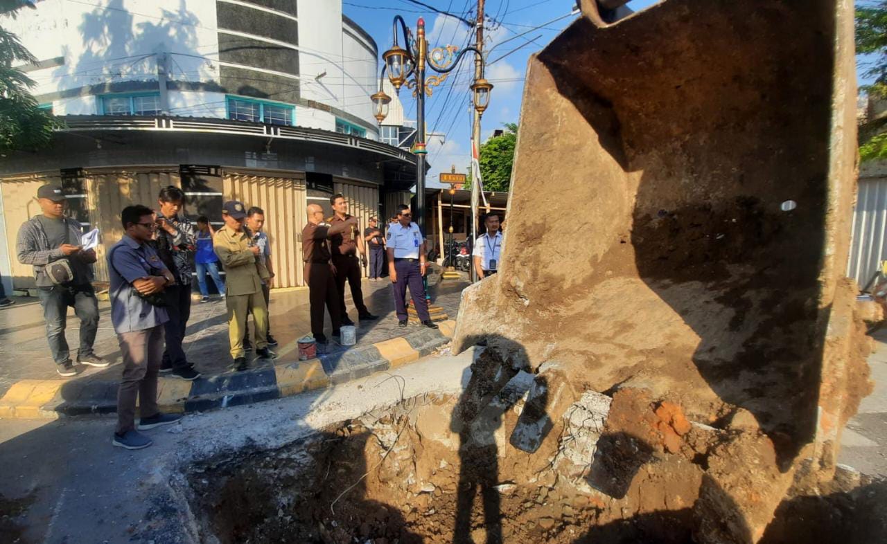 Foto utama berita: TPH Kejari Pantau Langsung Proyek Strategis Pemkot