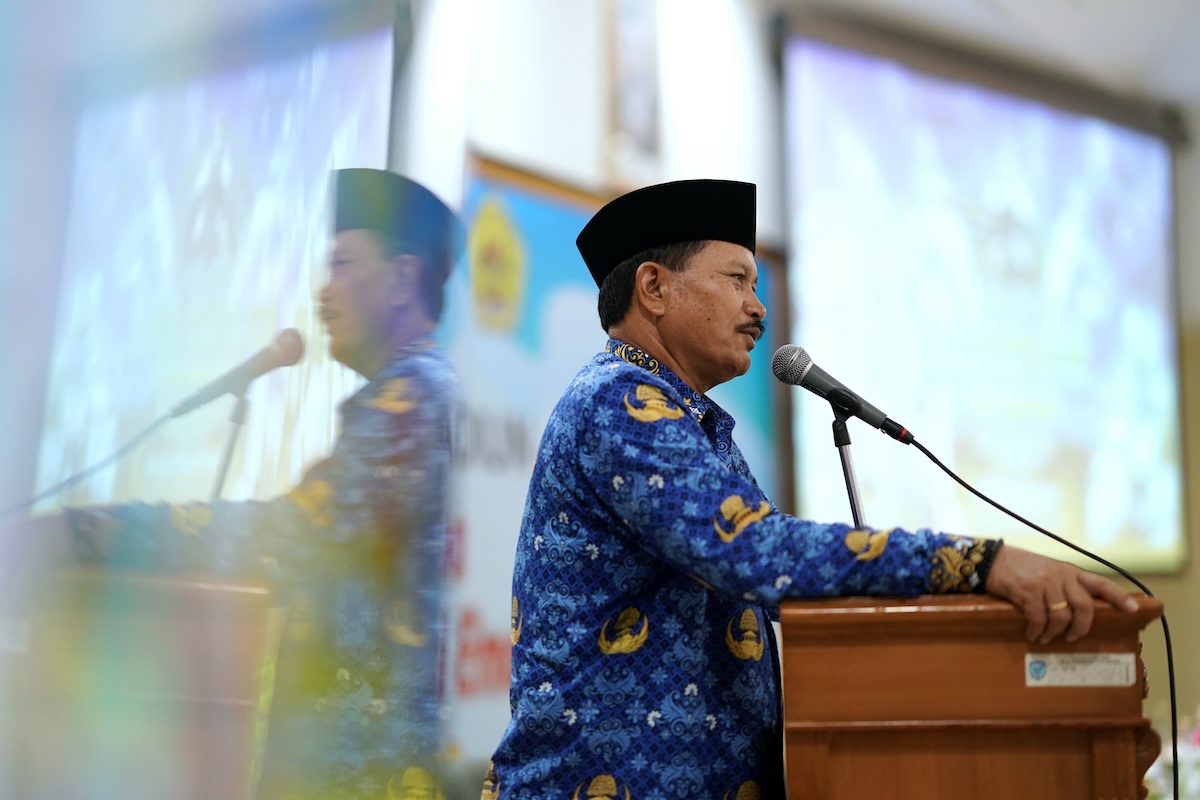 Foto utama berita: Beri Arahan Parenting ke Wali Murid SDN 03 Madiun Lor, Wali Kota: Investasi untuk Pendidikan Jangan Dinilai dengan Uang