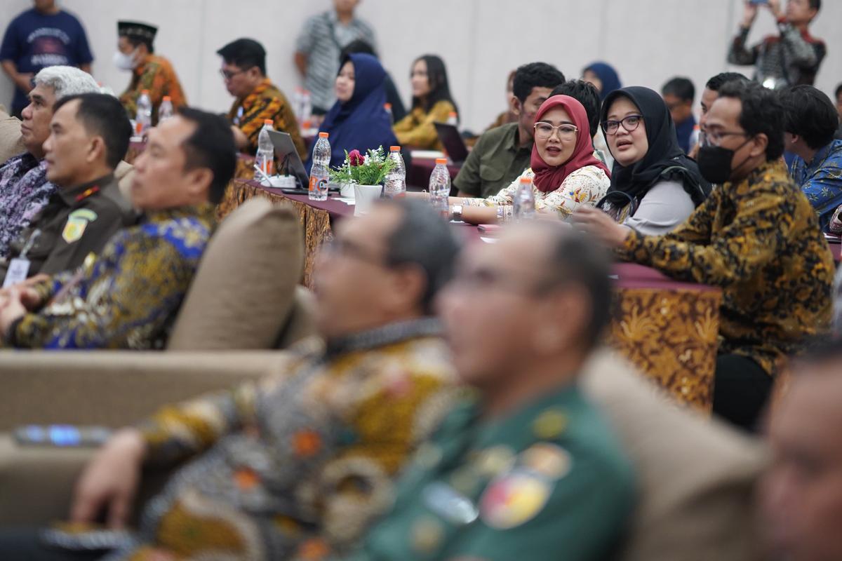 Foto 5 dari 9: BPN Kota Madiun Luncurkan Layanan Elektronik, Jadi Daerah Pertama di Jawa Timur