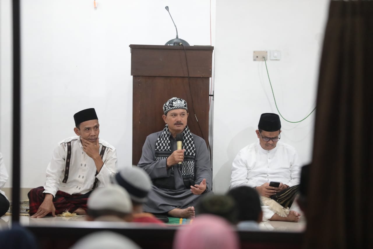 Foto 7 dari 11: Safari Ramadan di Masjid At Taqwa, Wali Kota Sosialisasikan Persiapan Lebaran