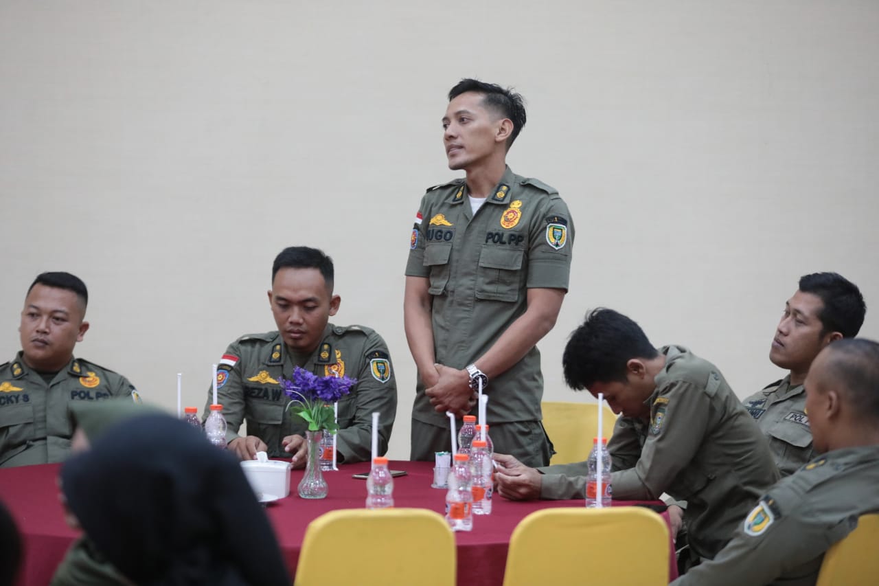 Foto 6 dari 10: Wujudkan Lebaran yang Aman dan Nyaman, Wali Kota Beri Pembinaan Petugas Satpol PP Kota