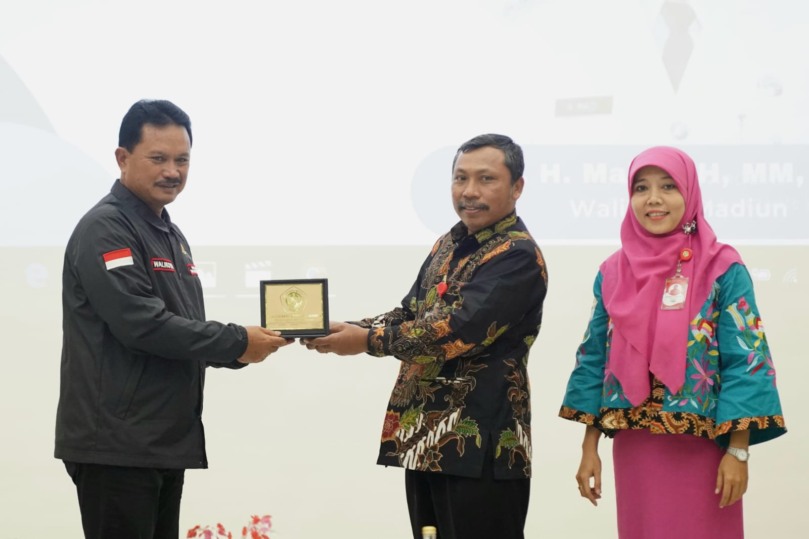 Foto 9 dari 10: Jadi Pembicara Seminar di Unmer, Wali Kota: Perbedaan Harus Bisa Menyempurnakan Kehidupan