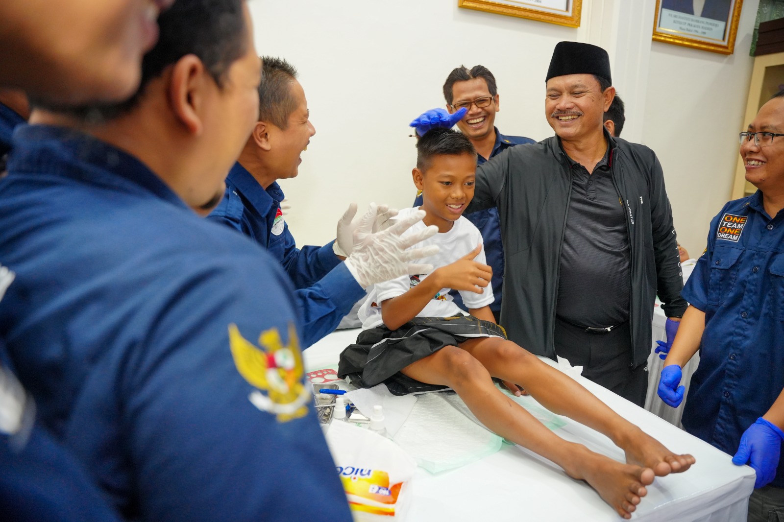 Hari Jadi ke-105, Pemkot Madiun Khitankan 218 Anak Secara Gratis Hingga Pemeriksaan Ibu Hamil dan Anak Stunting