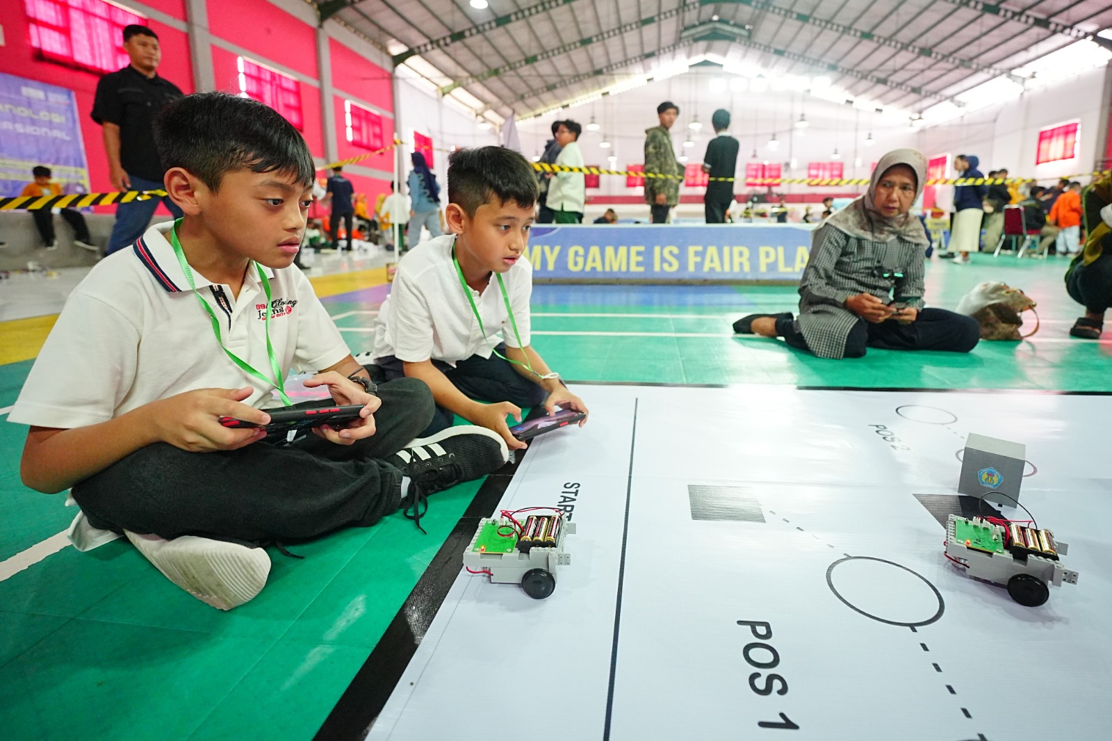 Foto 3 dari 10: Wadahi Pecinta Robot Berkompetisi, UNIPMA Gelar Robofest Nasional 2023