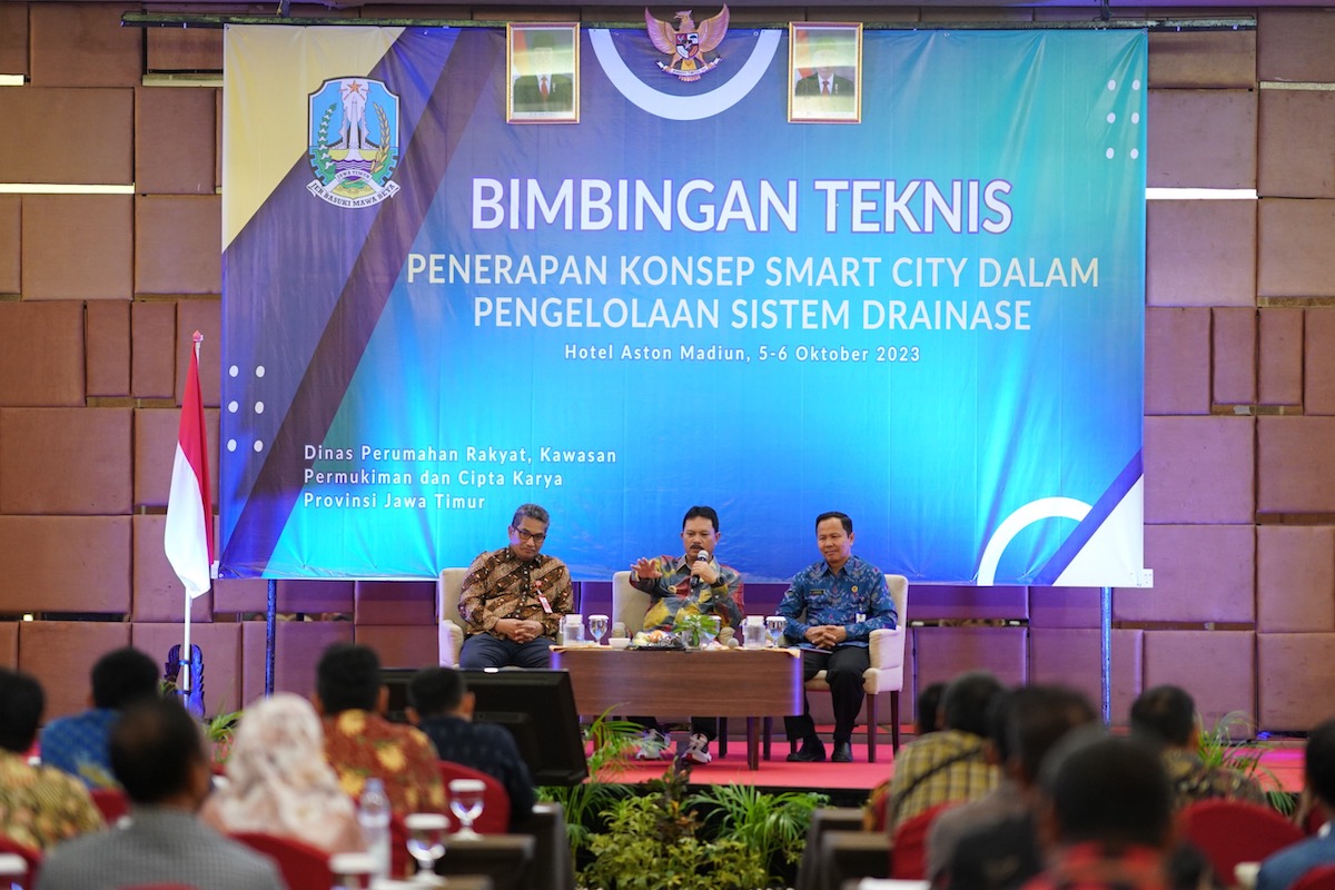 Foto 2 dari 3: Kota Madiun Jadi Lokasi Bimtek Smart City Pengelolaan Drainase, Kabid Perkim Provinsi: Kota Madiun Percontohan Nasional
