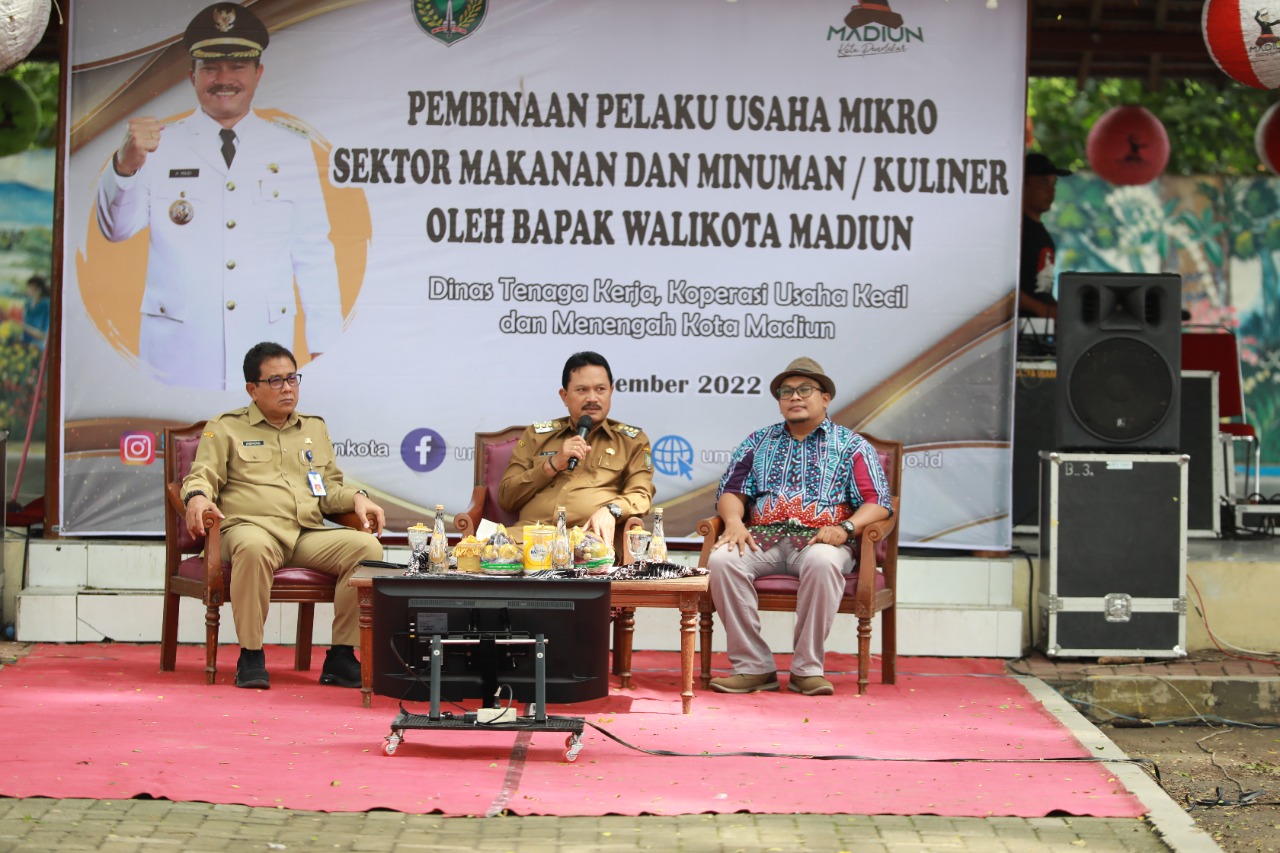 Foto 1 dari 9: Beri Pembinaan UMKM Kuliner, Wali Kota Pesan Tingkatkan Kualitas