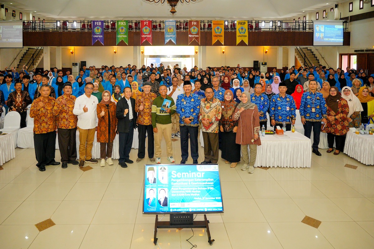 Foto 8 dari 8: Jadi Pembicara Di Unipma, Wali Kota : Anak Muda Harus Banyak Pengalaman