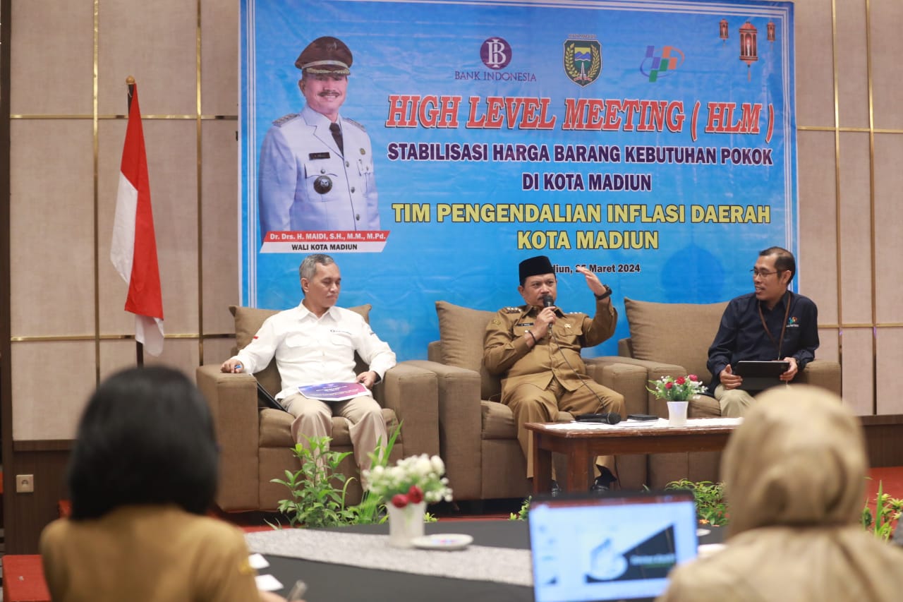 Foto utama berita: Gelar Rakor TPID, Wali Kota Imbau Masyarakat Tak Boros di Hari Raya