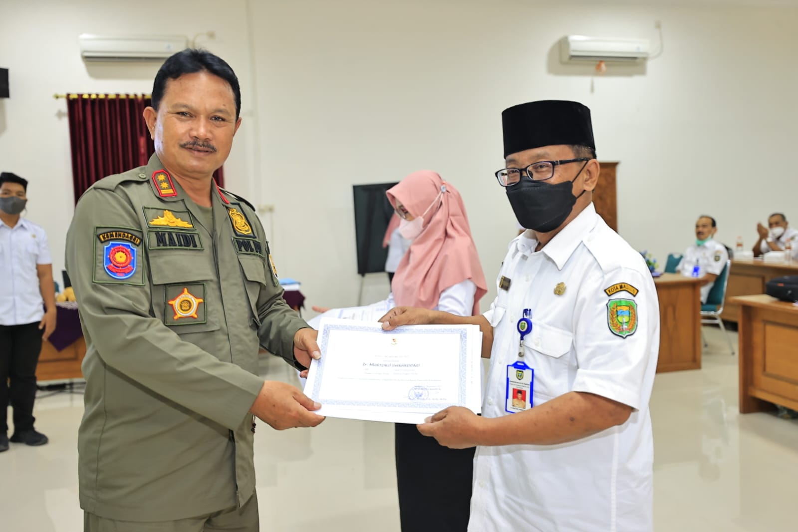 Foto 1 dari 6: Jelang Masa Pensiun, 43 ASN Kota Madiun Dapat Pembekalan Dari Wali Kota