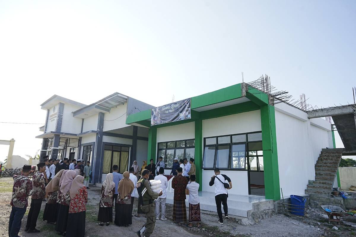Foto 9 dari 30: Tambah Fasilitas di Pondok Pesantren, Wali Kota Resmikan Proyek Fisik Religi di Delapan Ponpes