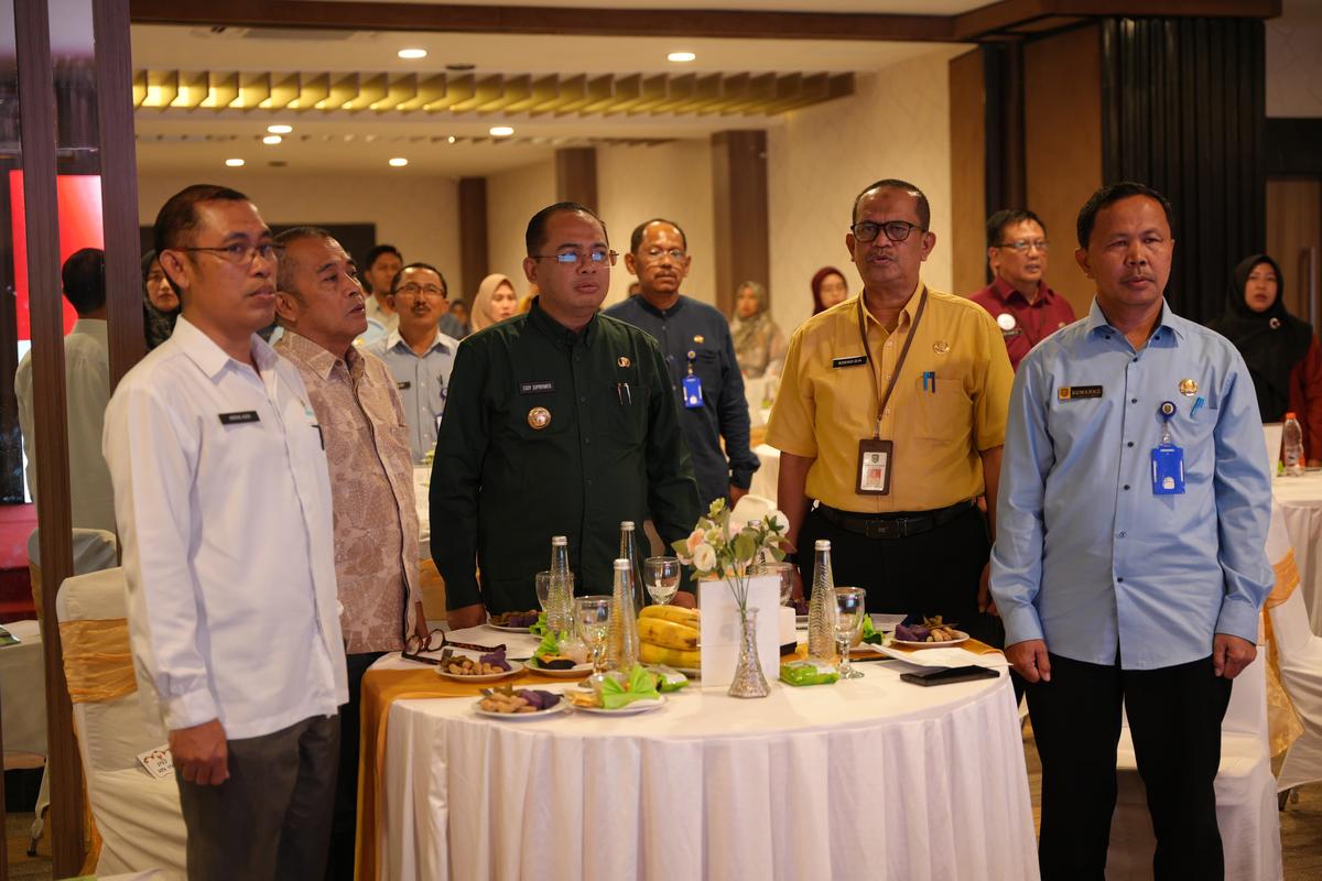Foto 5 dari 8: Rakor TKPK dan Sosialisasi RPJPD 2025-2045, Pj Wali Kota: Masyarakat Harus Paham Arah Pembangunan 20 Tahun Mendatang
